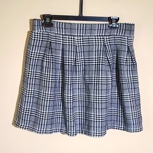 Candies size 13 plaid skater pleated skirt
